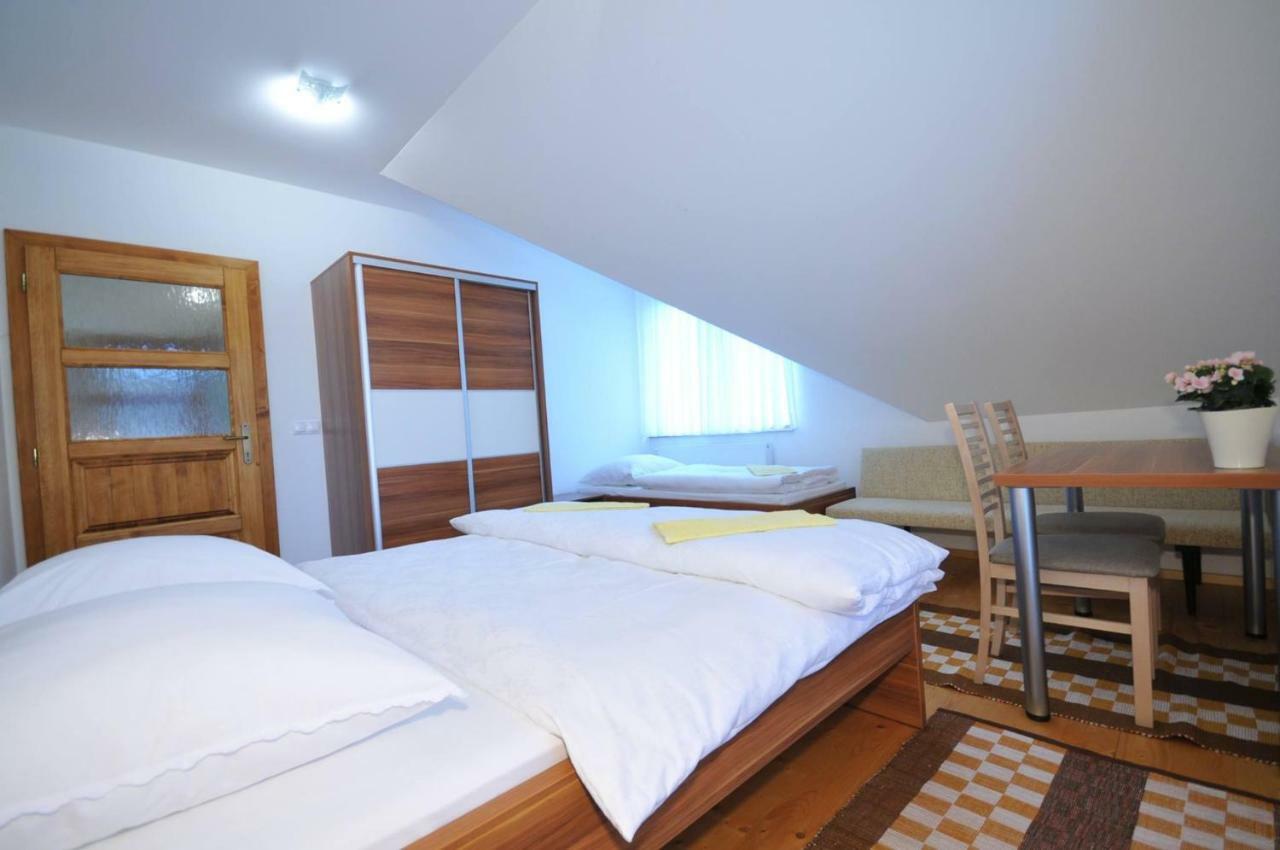 Ubytovanie Dita Červený Kláštor Extérieur photo
